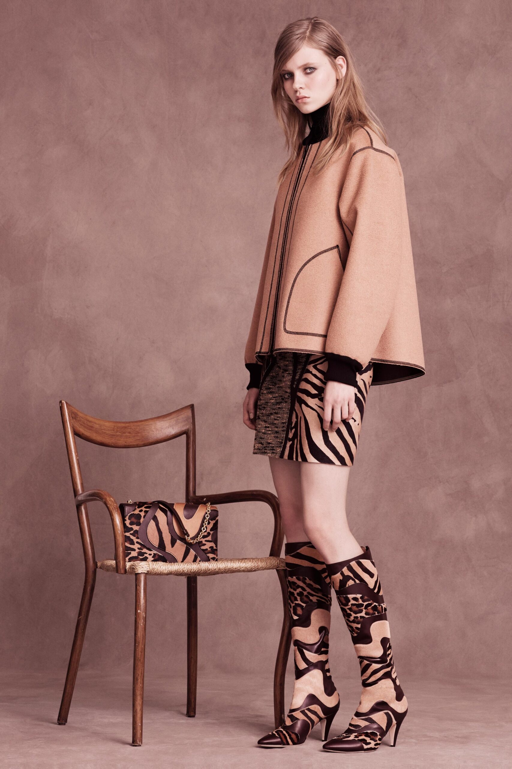 beige wool long-sleeve collared relaxed zippered jacket