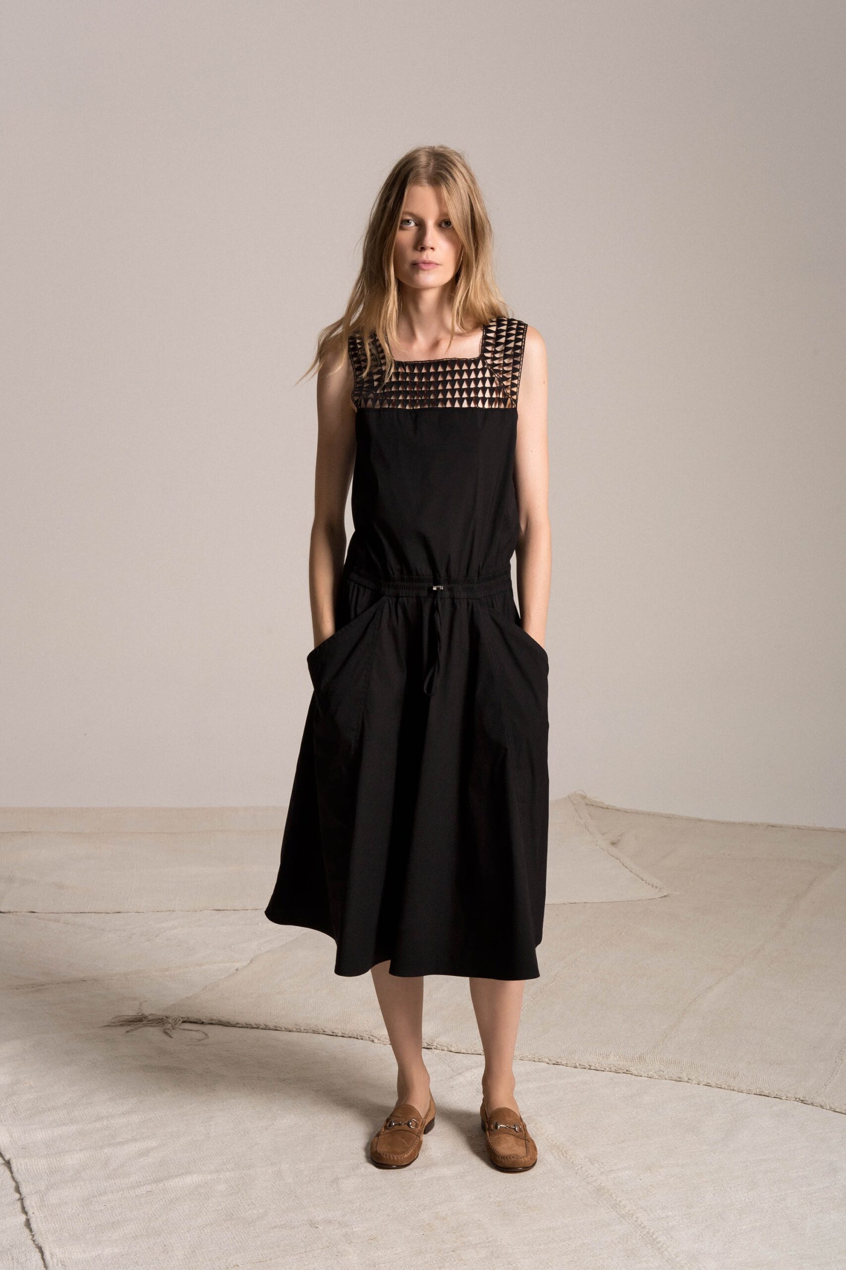 black relaxed sleeveless dress