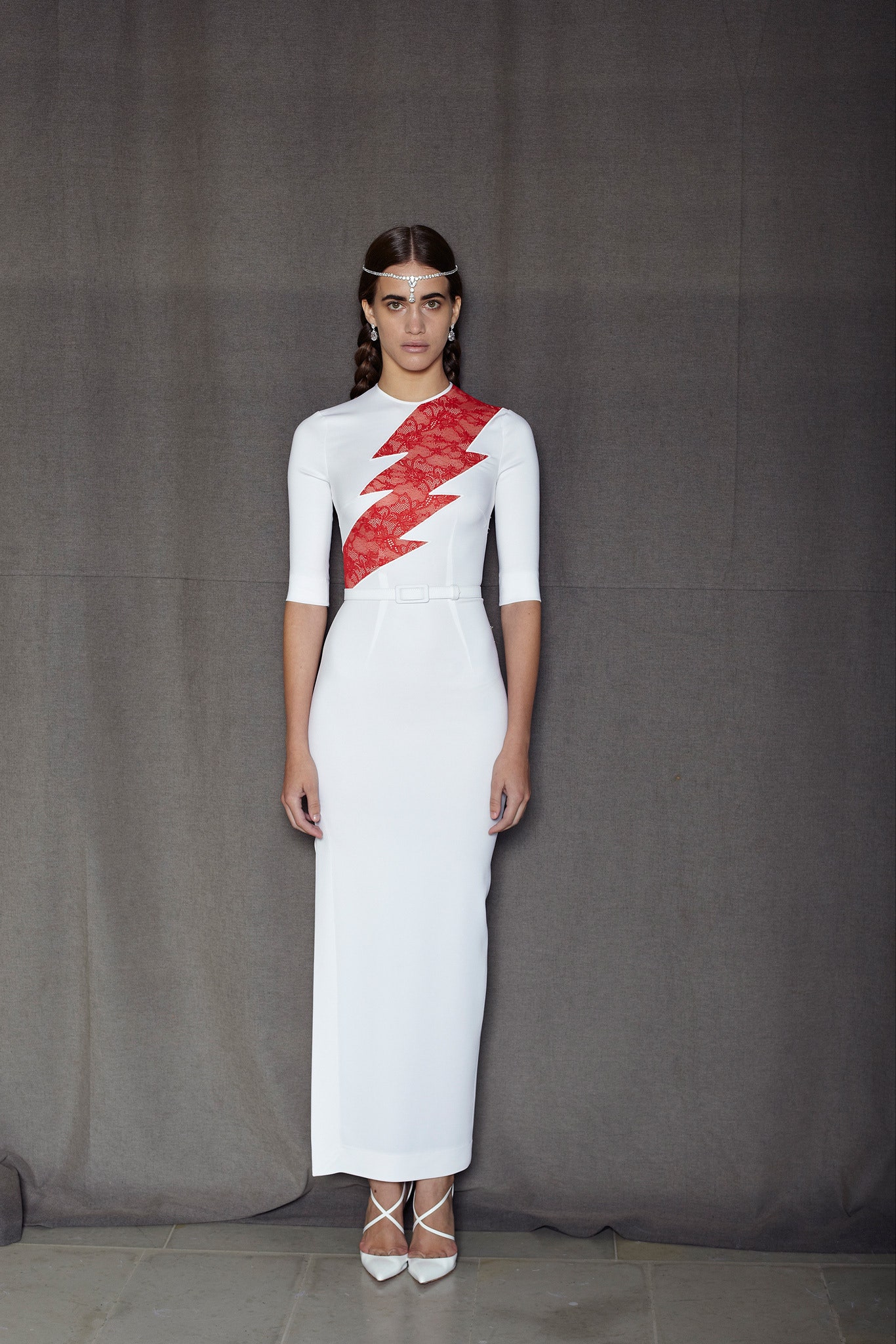 white fitted long-sleeve dress