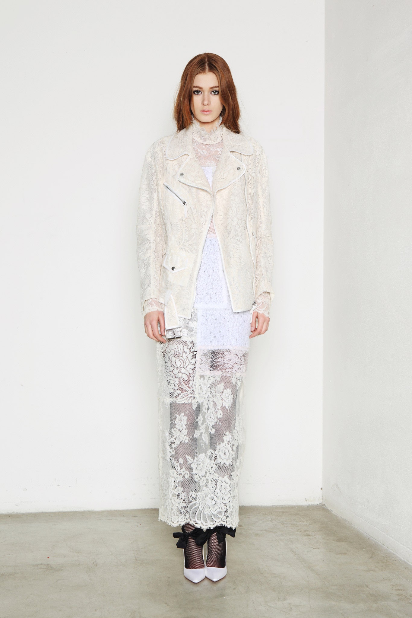 white lace long-sleeve collared fitted zippered jacket