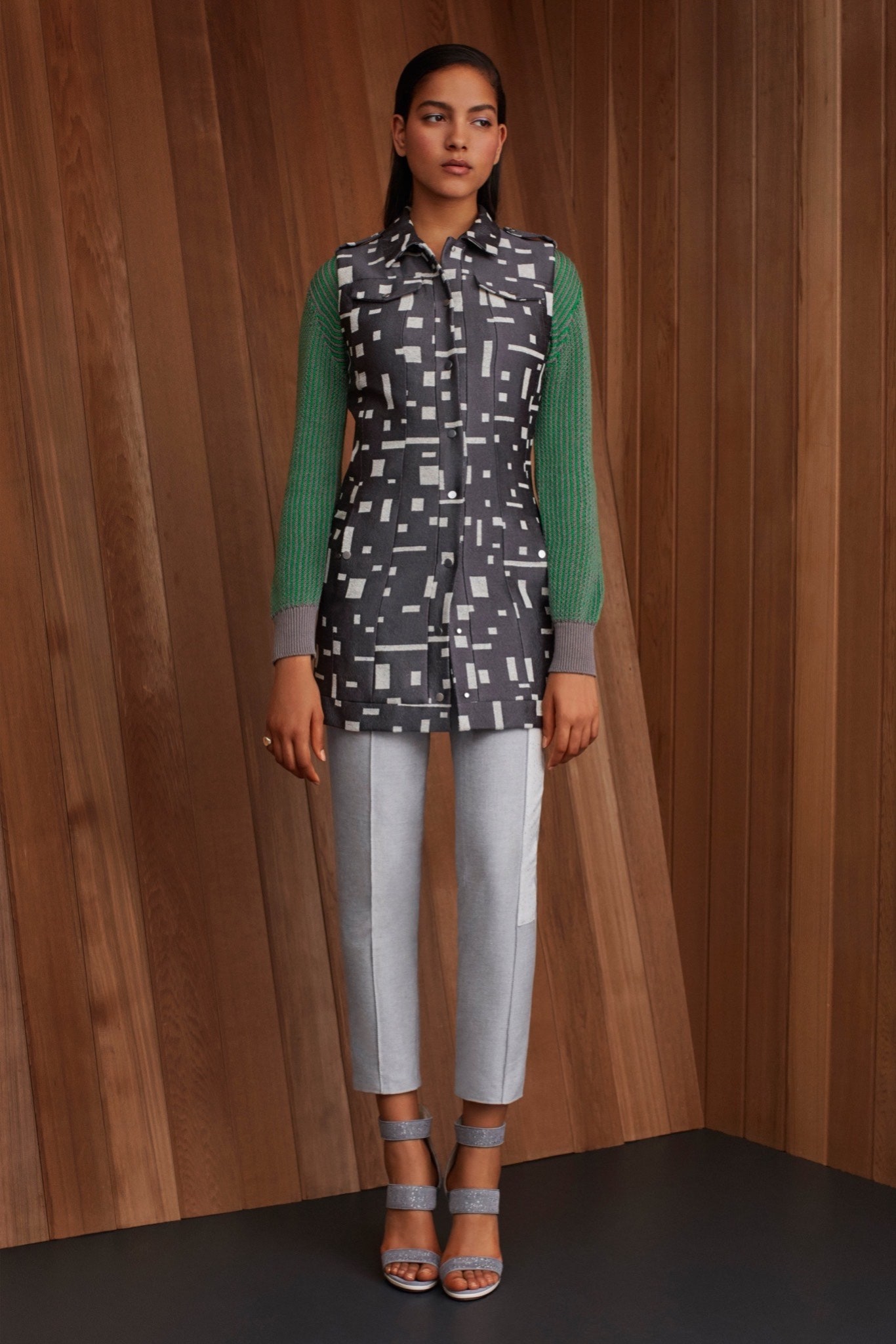 gray printed top with tailored pants