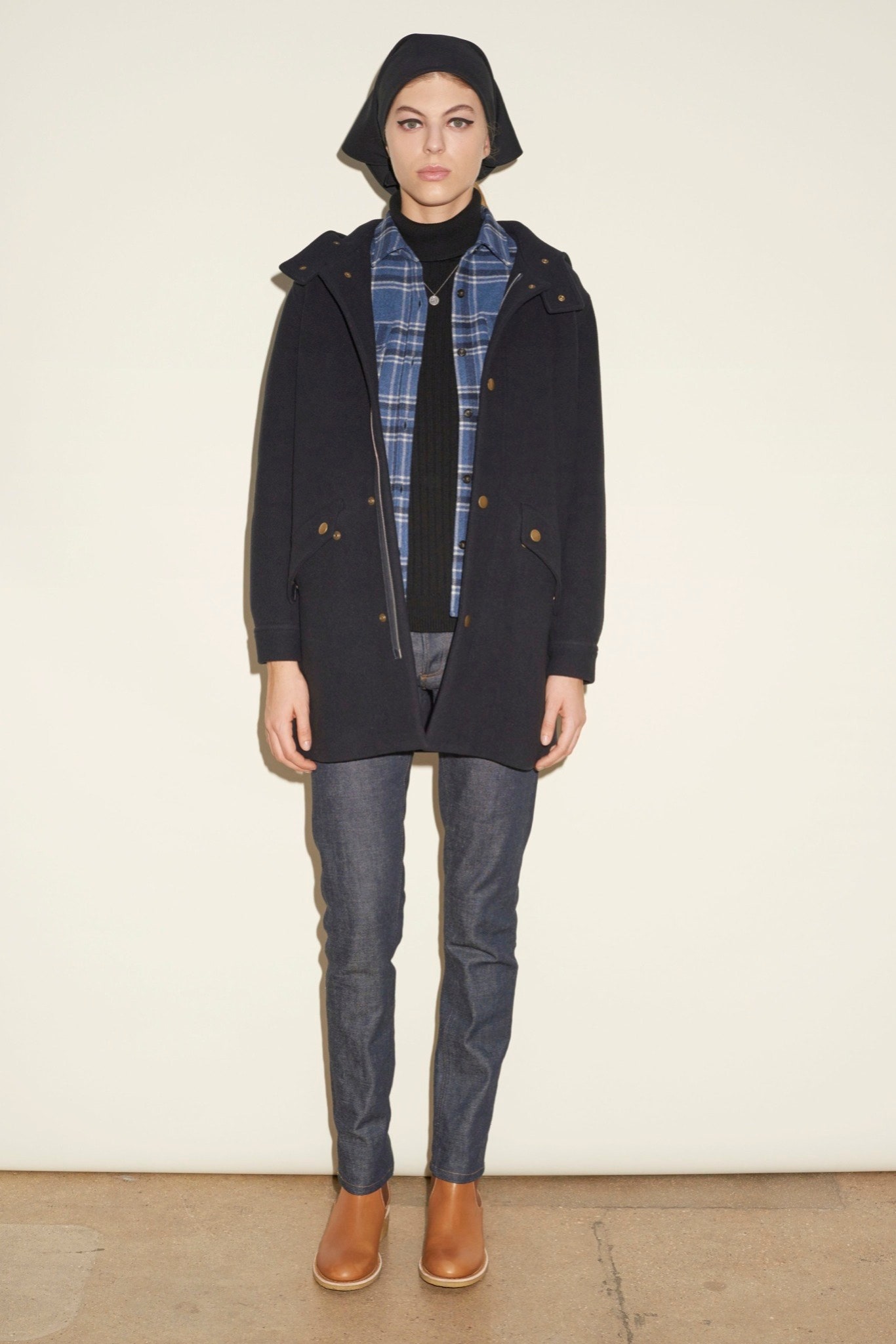 black cotton long-sleeve hooded relaxed zippered coat