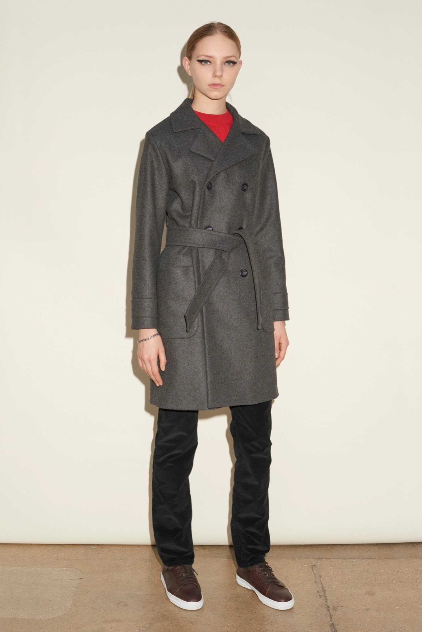 gray wool long-sleeve collared tailored belted coat
