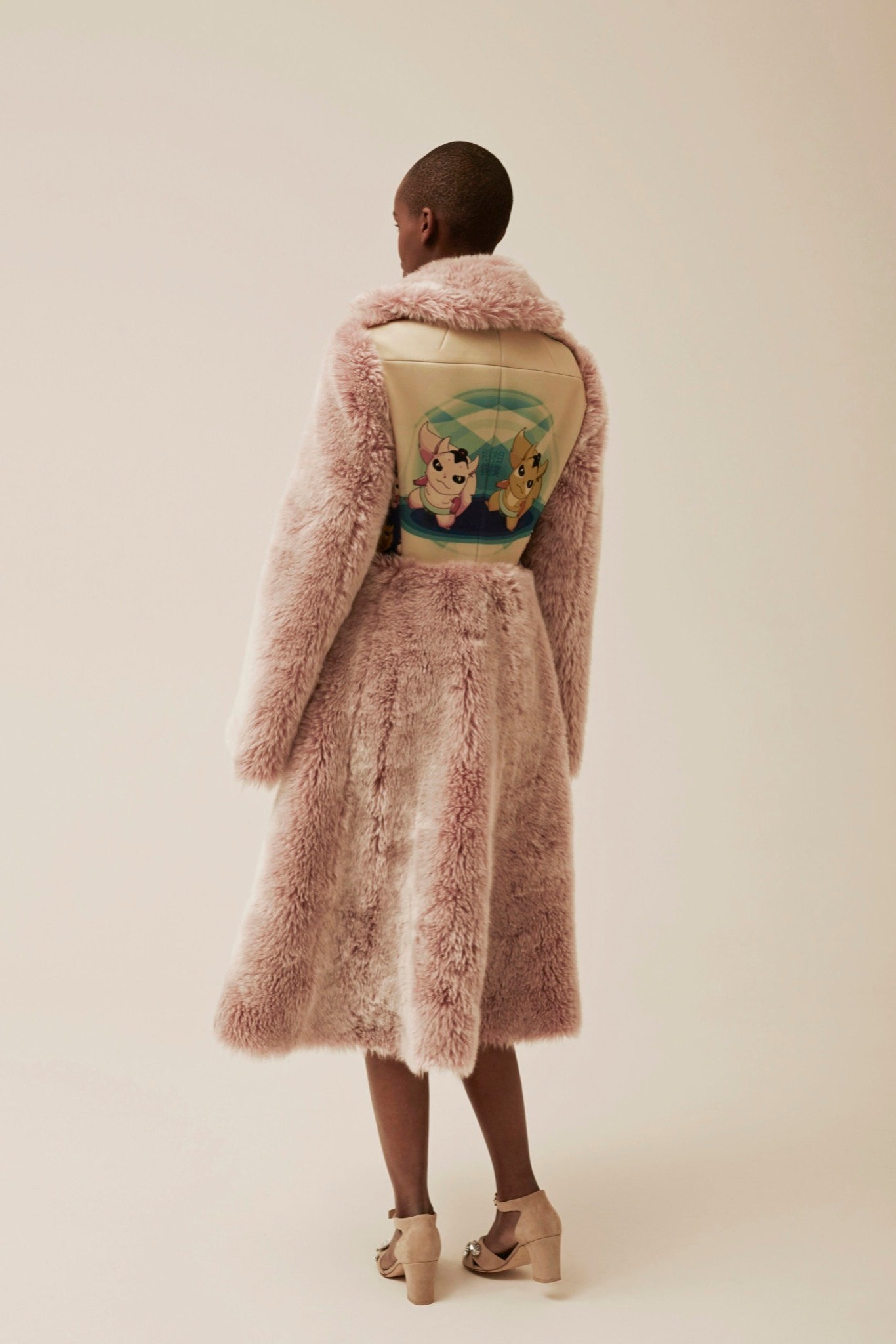 pink faux-fur long-sleeve relaxed draped midi coat