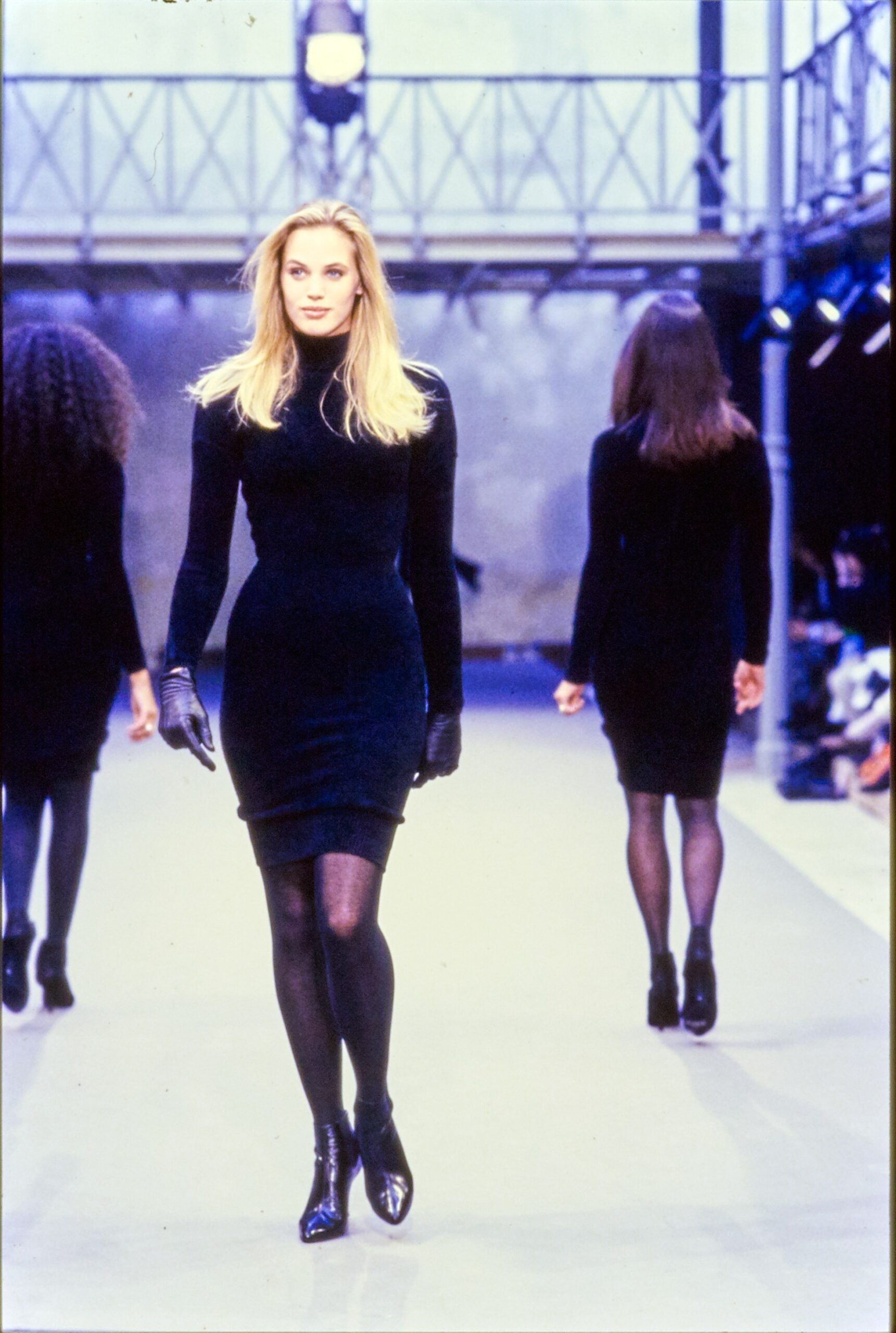 black fitted mini dress with gloves