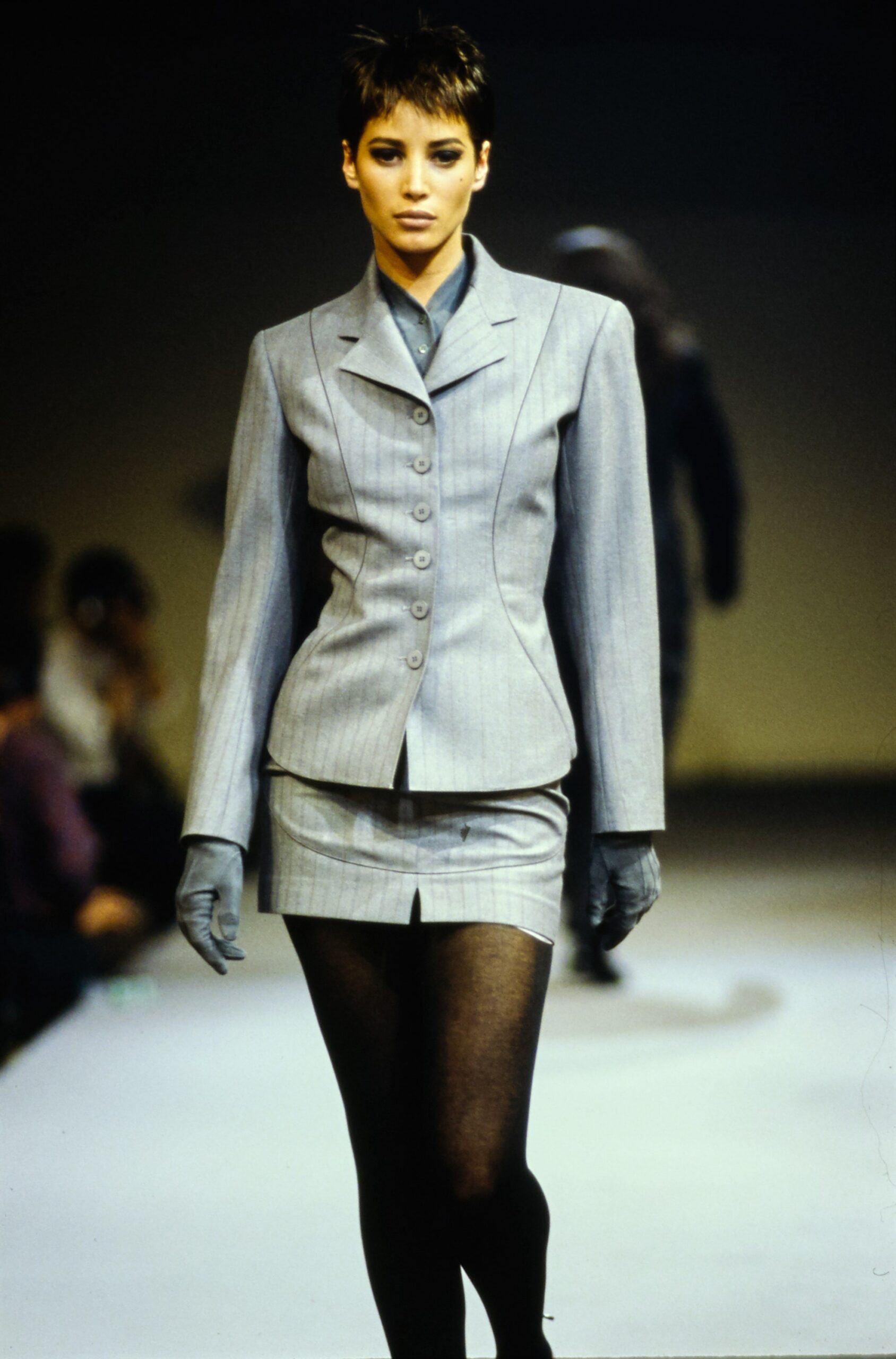 gray leather fitted gloves