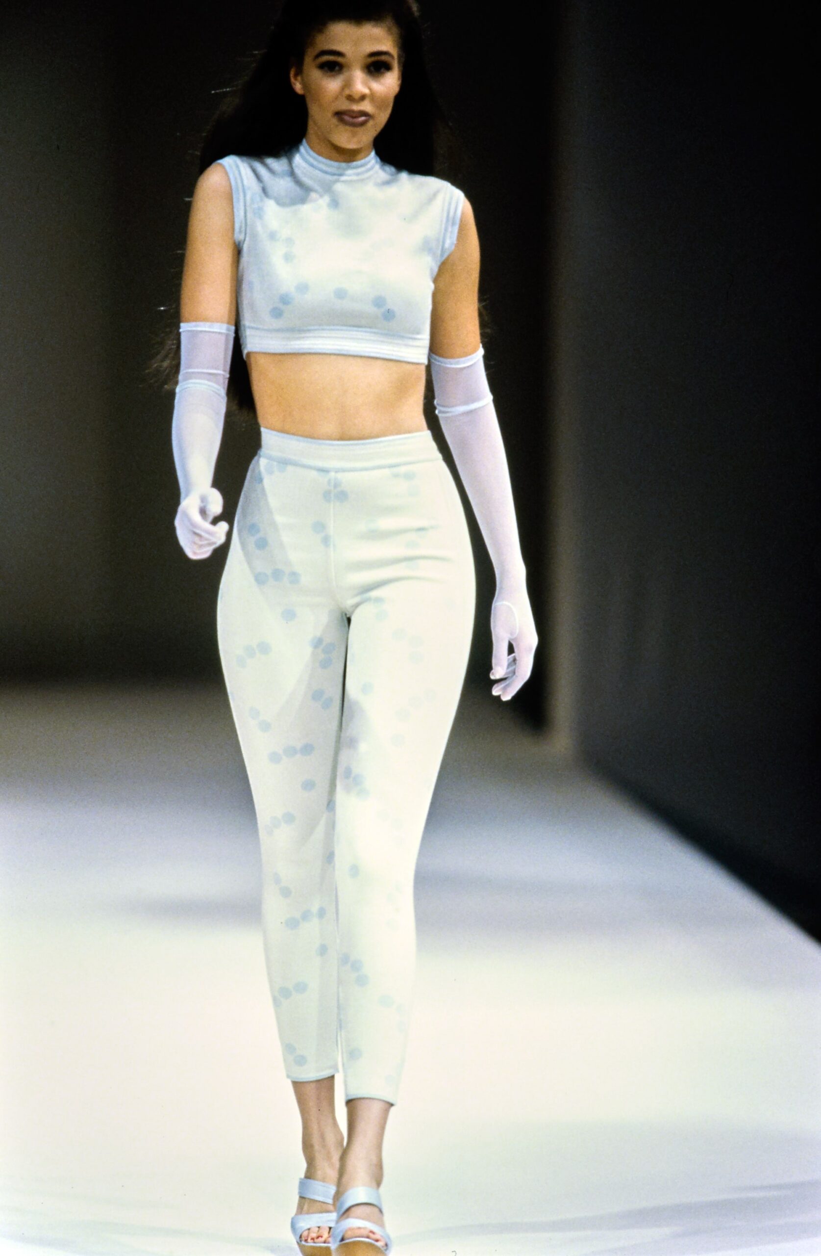 white blue polka-dot crop-top and leggings