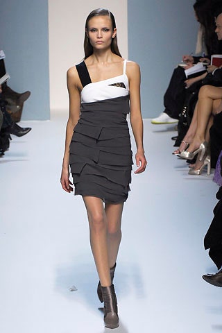 black and white fitted dress