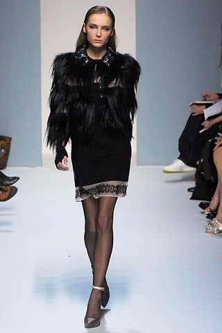 black faux-fur long-sleeve oversized fringed coat