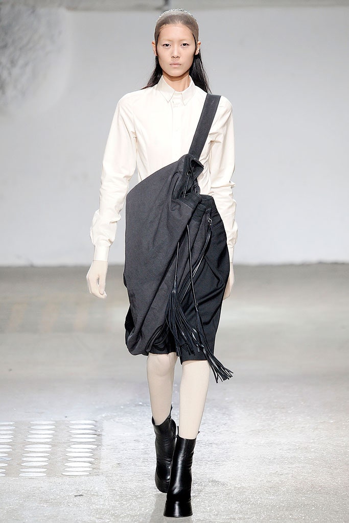gray cotton relaxed pleated skirt