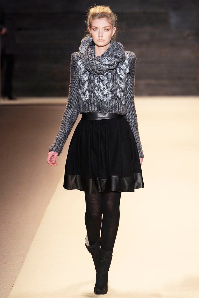gray wool long-sleeve high-neck fitted sweater