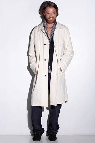 white cotton long-sleeve collared relaxed buttoned coat
