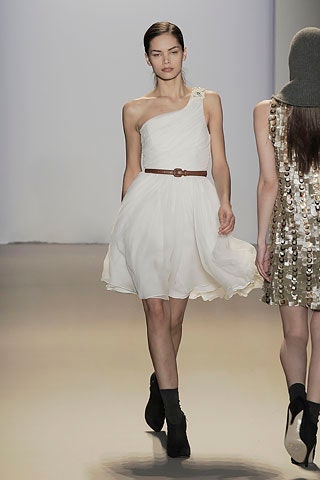 white chiffon one-shoulder dress