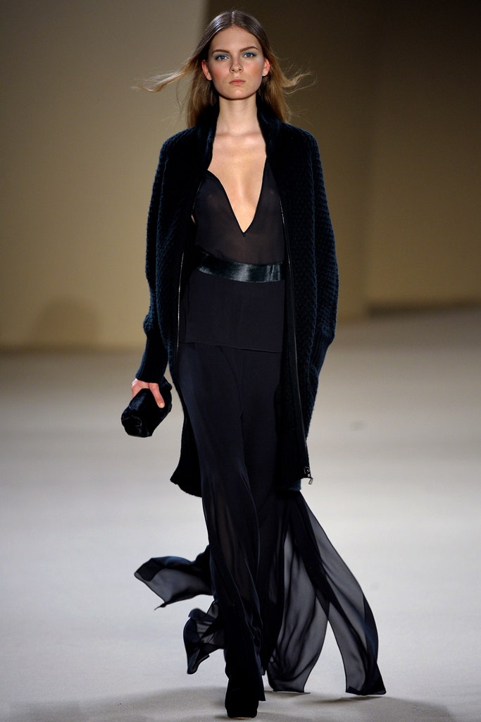 black wool long-sleeve relaxed layered coat