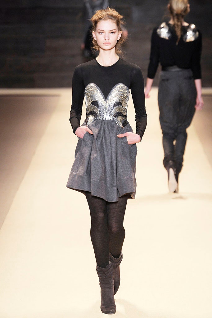 black sequin long-sleeve v-neck fitted pleated beaded dress