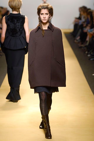 brown wool long-sleeve collared relaxed pockets cape