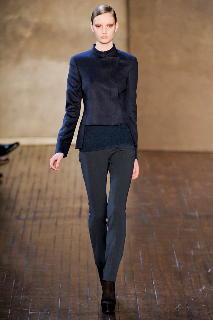 black silk long-sleeve collared tailored zippered jacket
