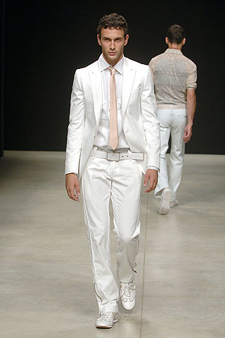 white cotton long-sleeve collared tailored buttoned shiny suit