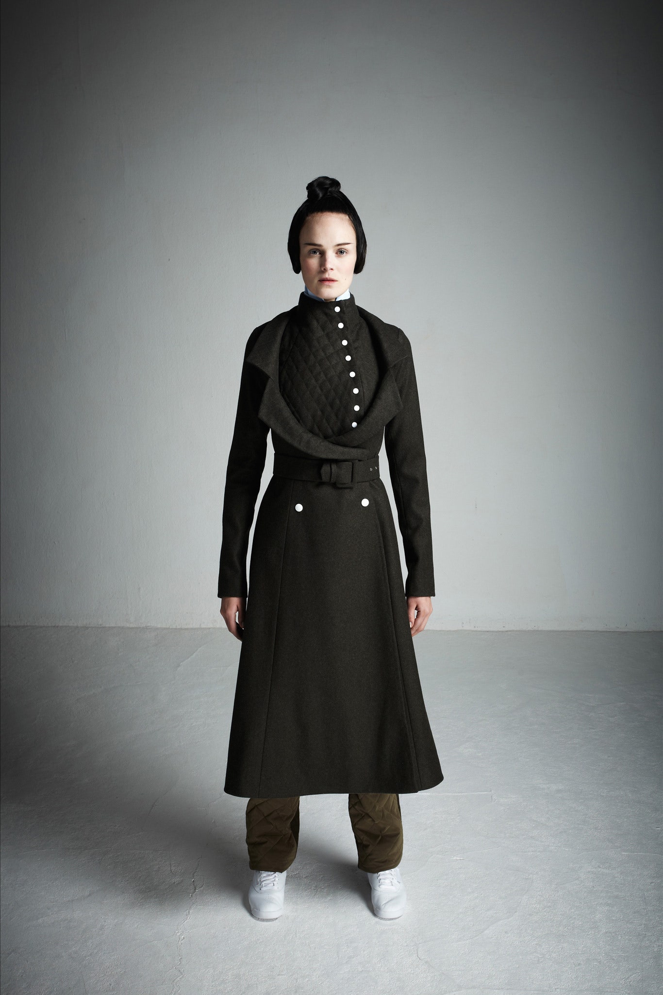 black wool fitted coat