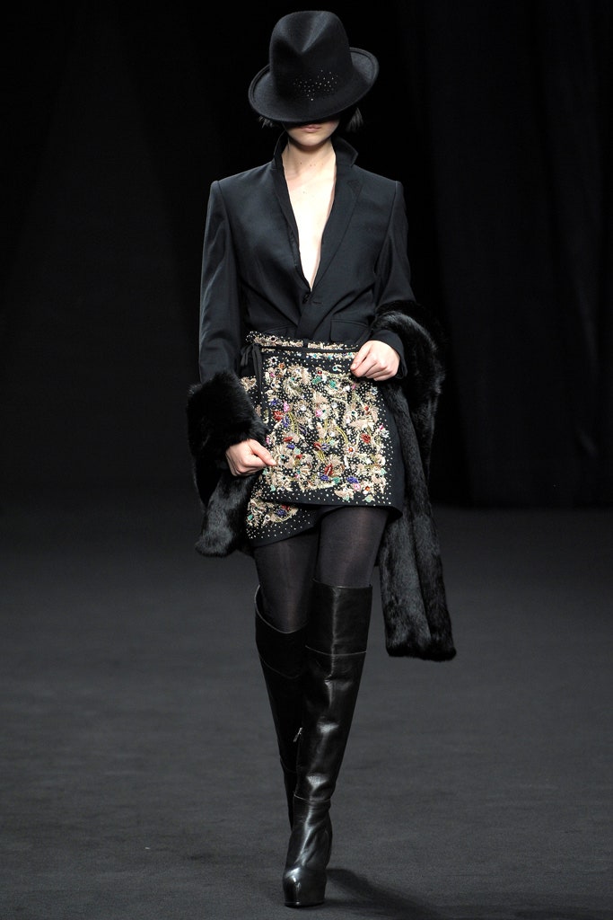 black tailored blazer with mini skirt