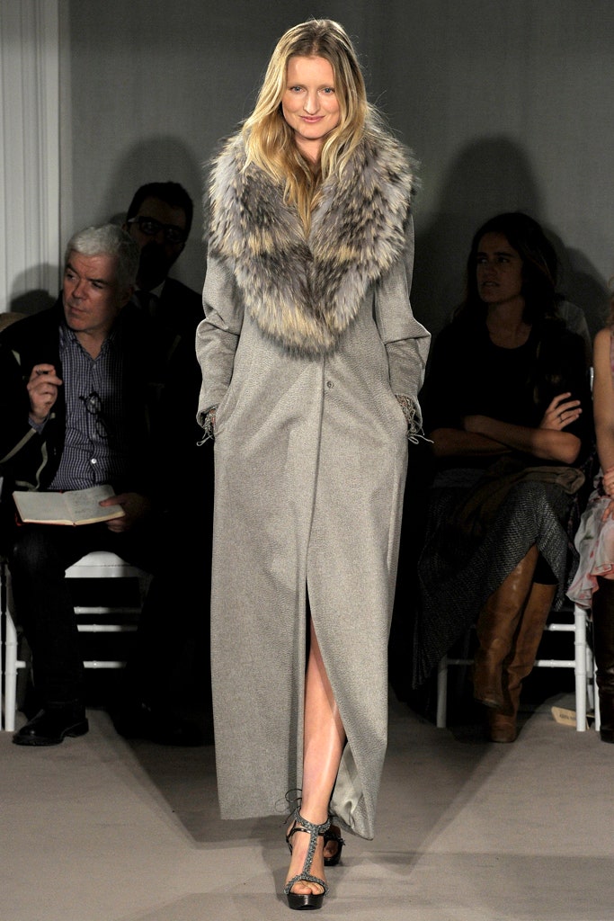 gray wool coat with faux-fur collar