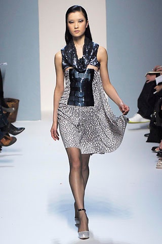 black and white pleated dress