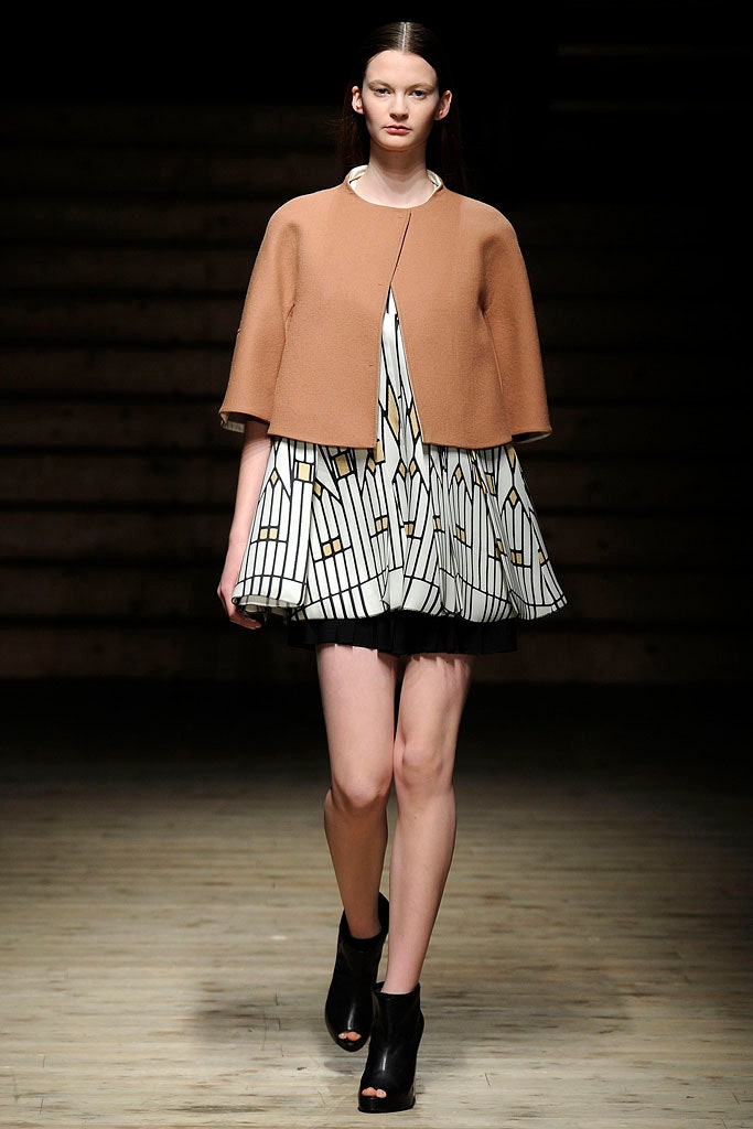 brown wool short-sleeve structured buttoned cape