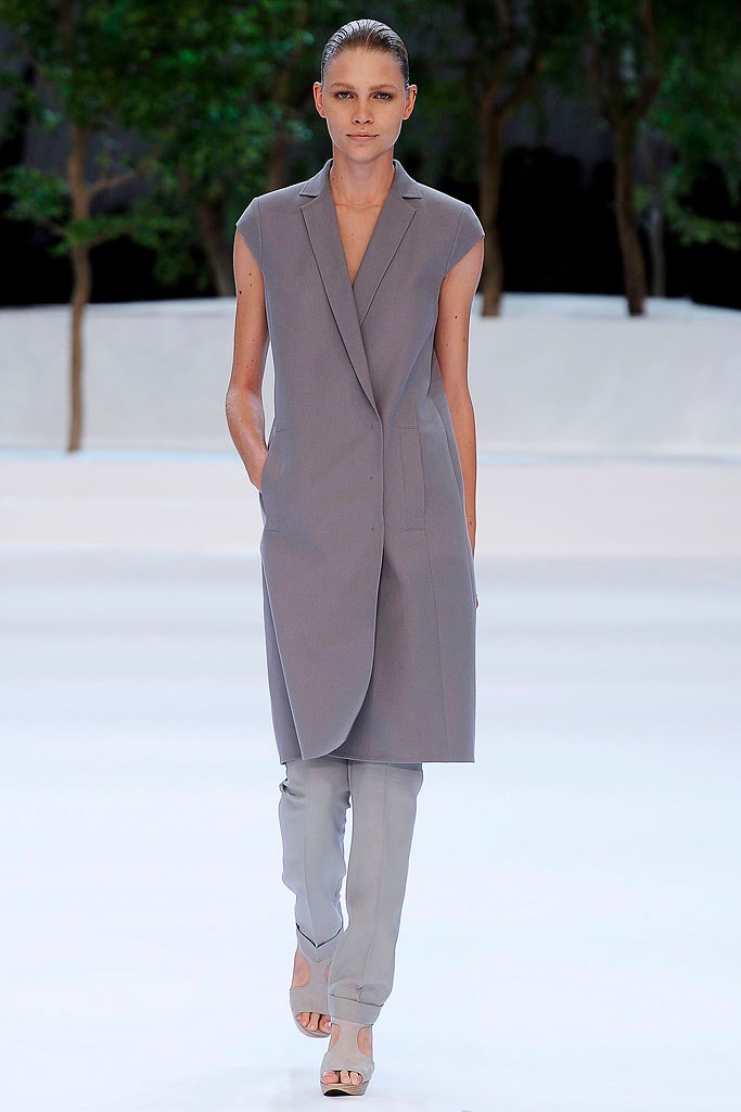gray wool sleeveless coat