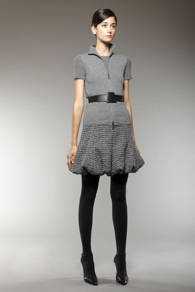 gray cotton short-sleeve collared fitted zippered pleated dress