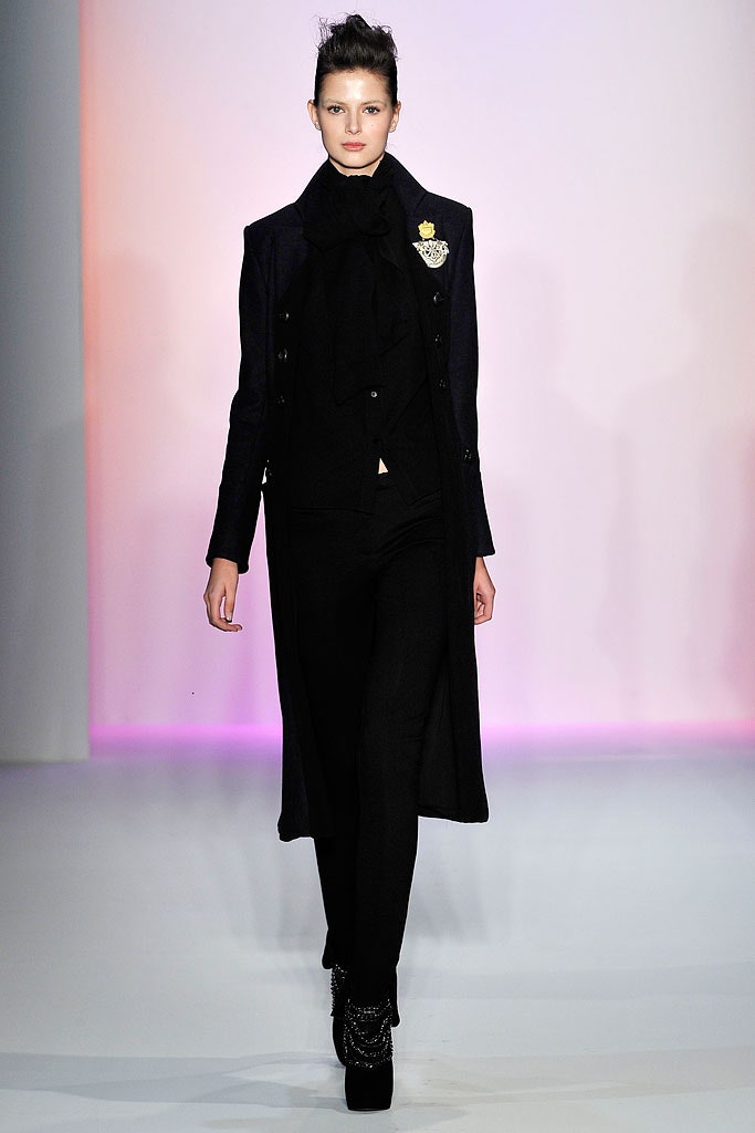 black fitted coat and pants