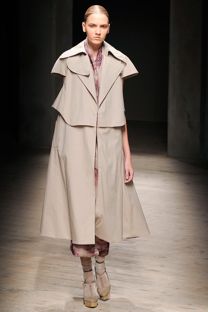 beige cotton long-sleeve collared relaxed layered midi coat