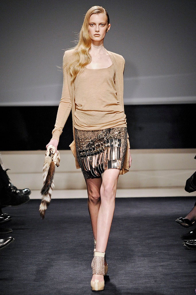 gold metallic fitted pleated shiny mini skirt