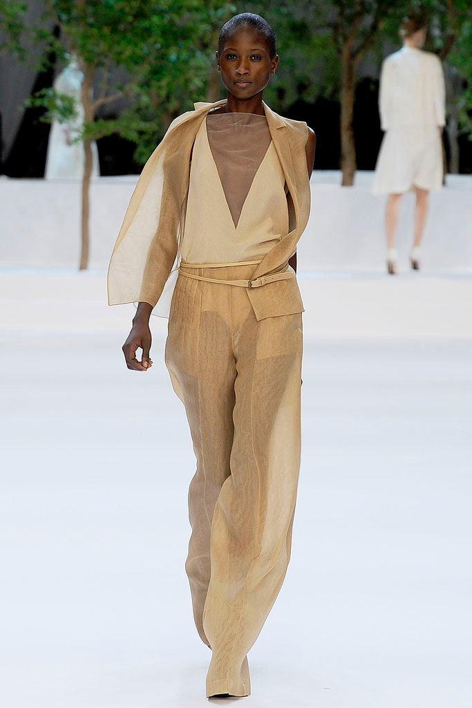 beige silk sleeveless v-neck relaxed draped flowing jacket