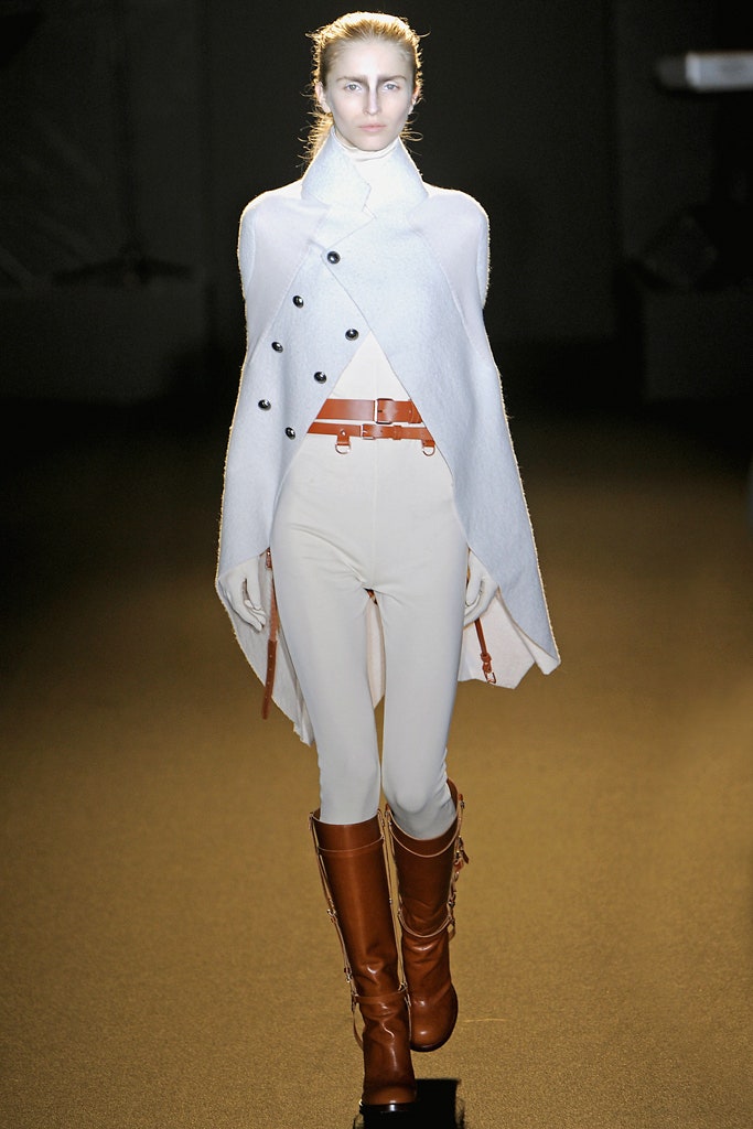 white wool long-sleeve collared relaxed buttoned cape