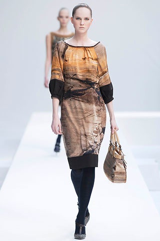 brown printed midi dress with bag
