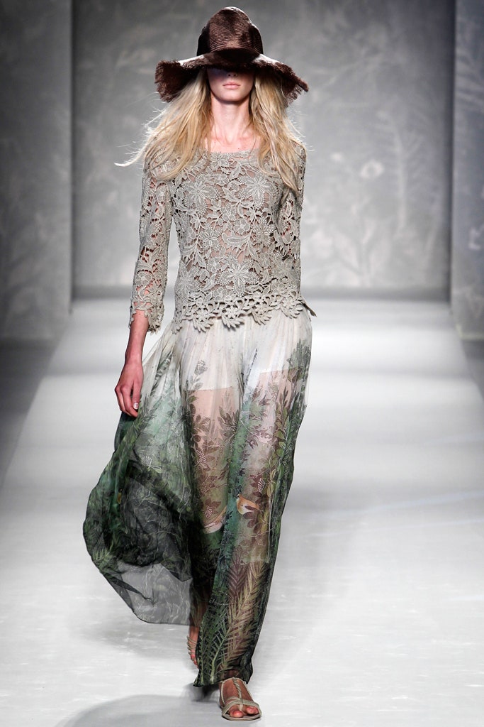 green lace long-sleeve v-neck relaxed layered flared dress