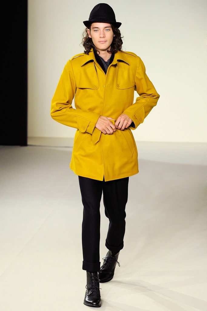 yellow cotton long-sleeve collared relaxed buttoned jacket