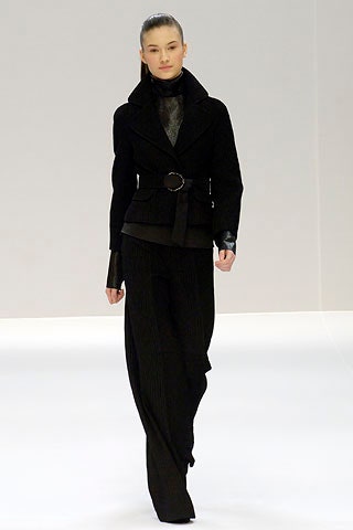 black wool long-sleeve collared tailored zippered jacket