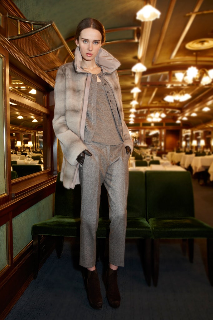 gray fur long-sleeve collared fitted layered coat