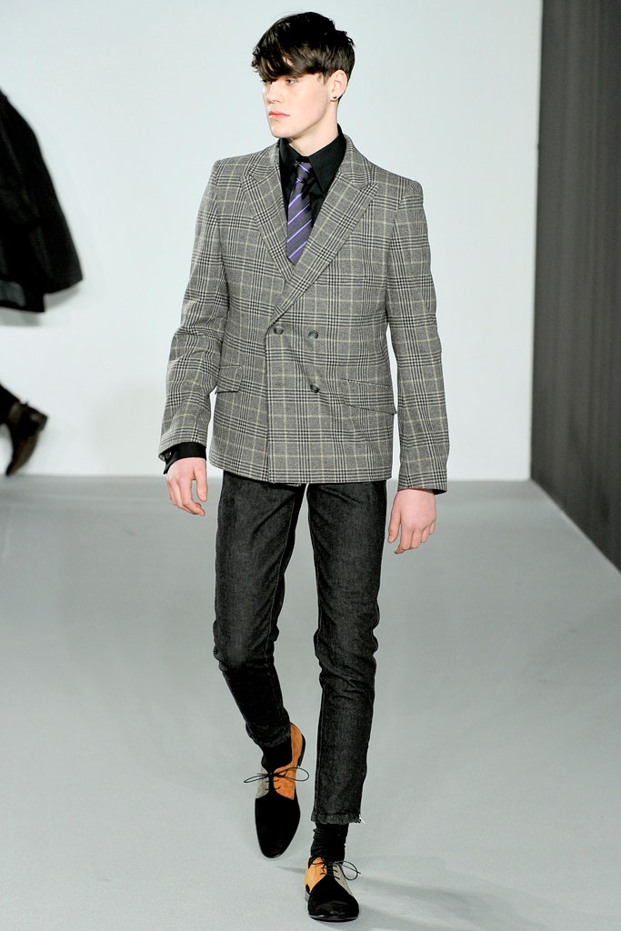 gray checked tailored blazer