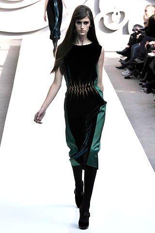 black and green fitted velvet dress