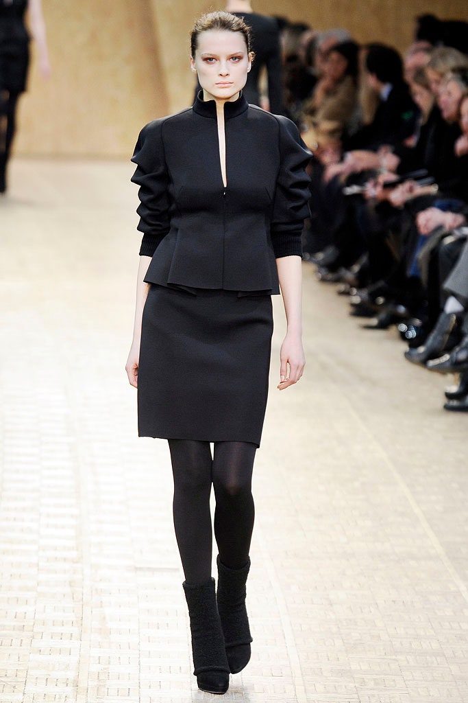 black fitted blazer and pencil skirt