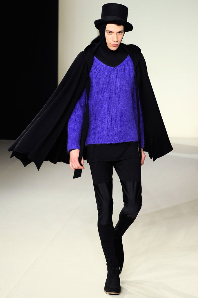 black cape purple sweater outfit