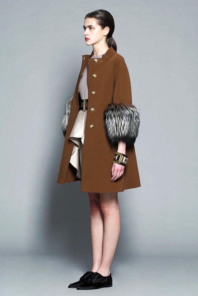 brown wool long-sleeve collared relaxed buttoned cape