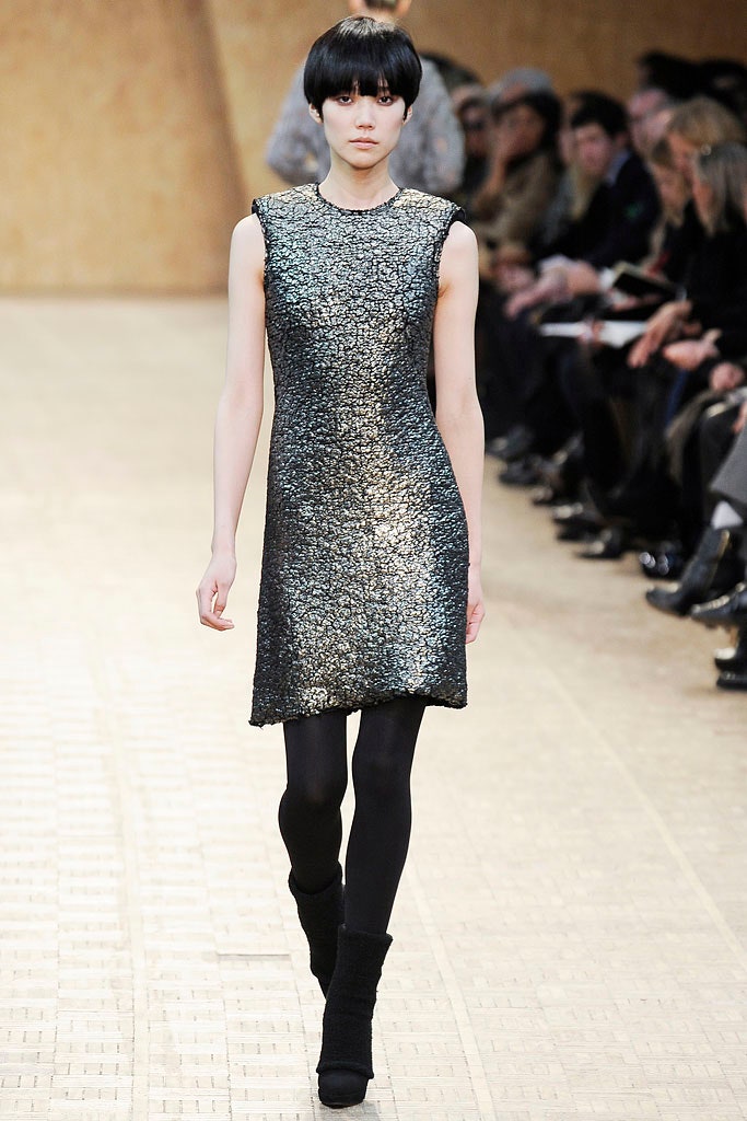 fitted black green textured dress