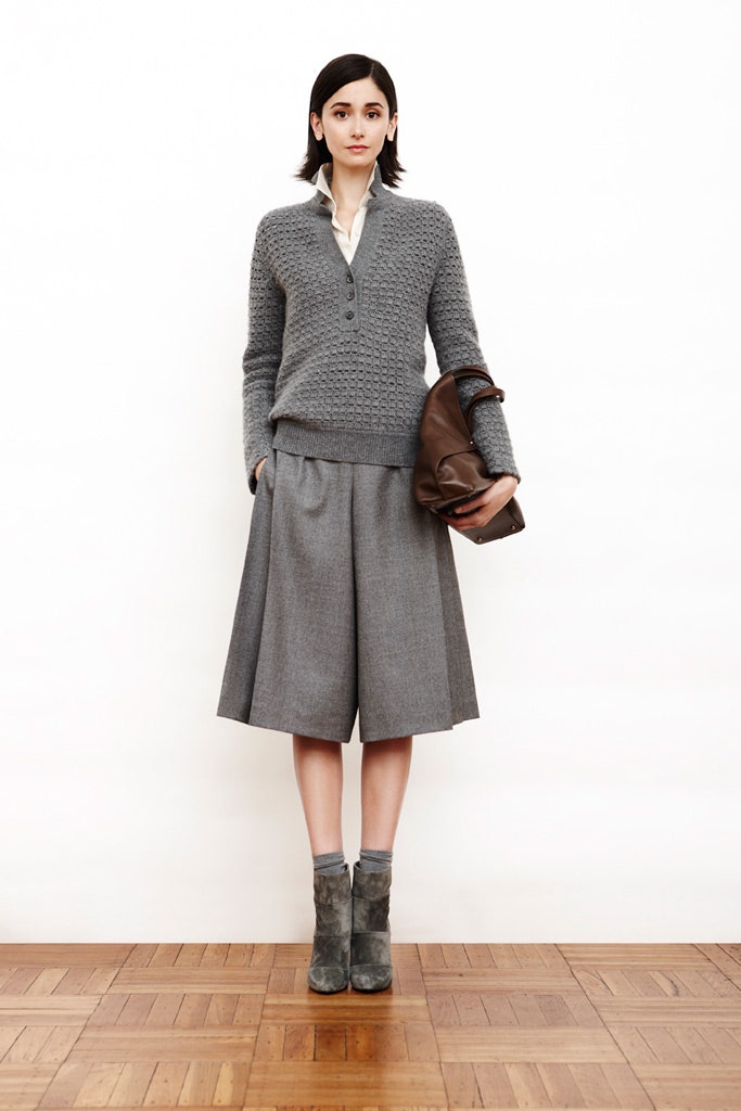 gray wool sweater with pleated shorts