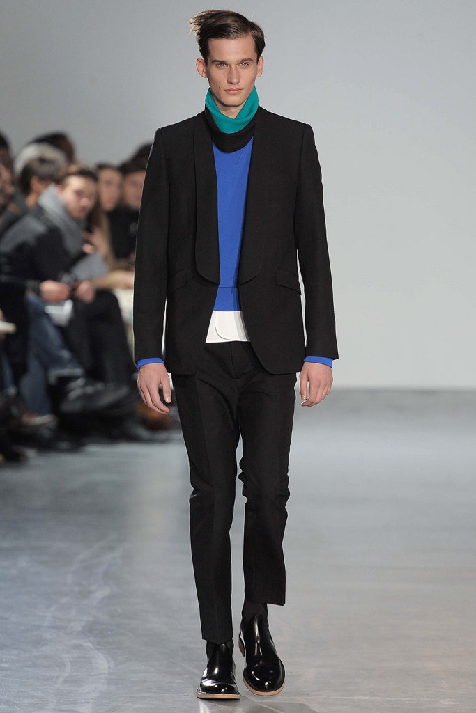 black tailored blazer with blue top