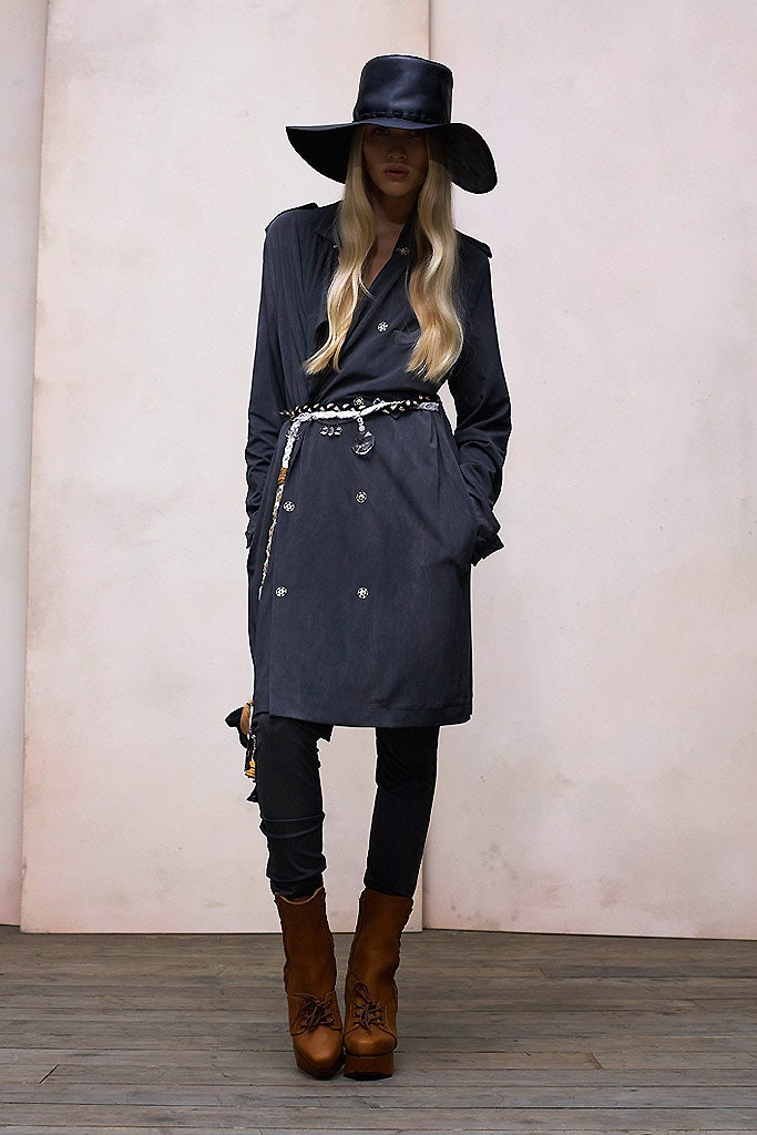 black cotton long-sleeve collared fitted buttoned midi trench