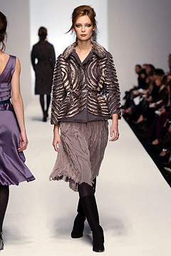 gray silk long-sleeve collared structured pleated embroidered jacket