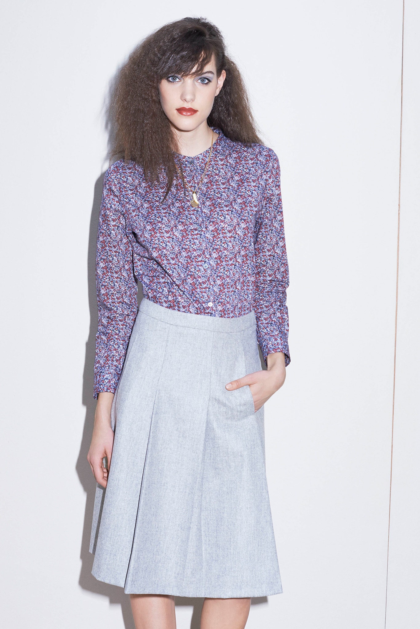 purple cotton long-sleeve collared fitted pleated blouse